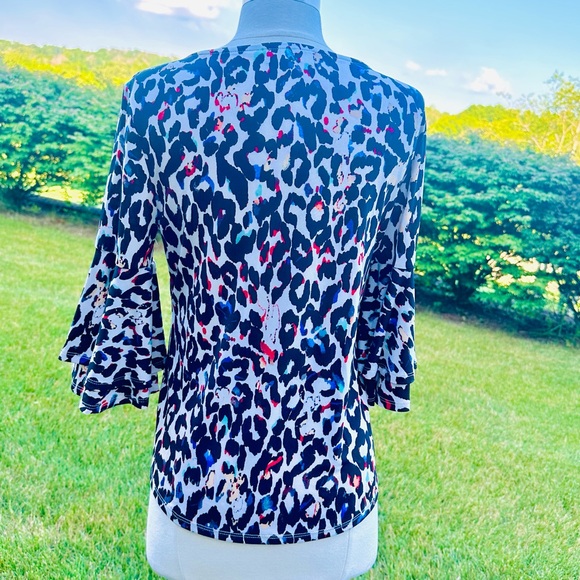 Context for Lord and Taylor Cheetah Bell Sleeve Women's Top - Picture 11 of 16